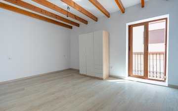 Property slide 20