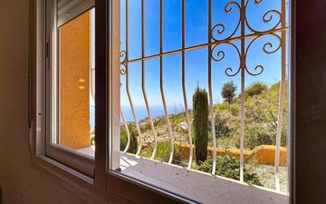 Property slide 25