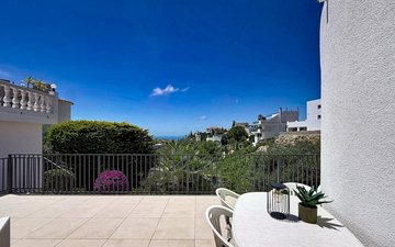 Property slide 43