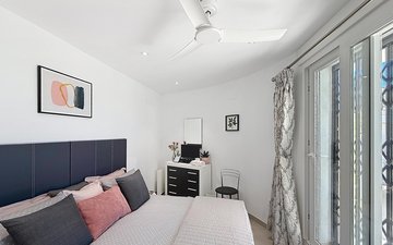 Property slide 48