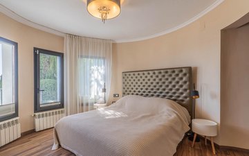Property slide 23