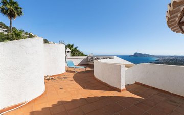 Property slide 64