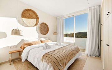 Property slide 14
