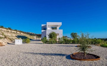 Property slide 24