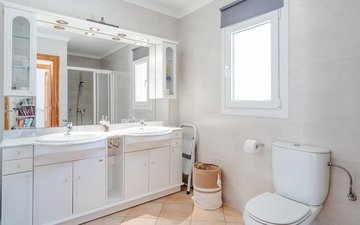 Property slide 33