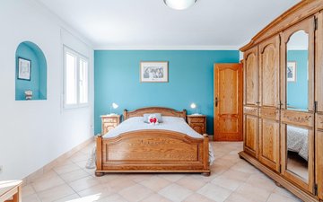 Property slide 39