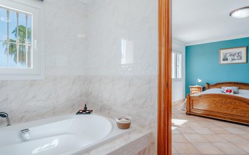 Property slide 41