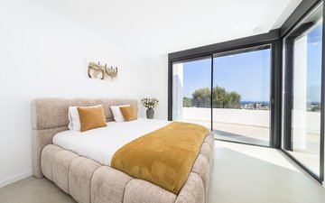 Property slide 22
