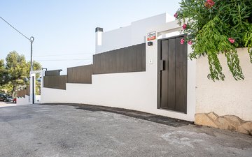 Property slide 46