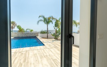 Property slide 17
