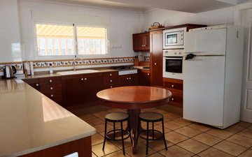 Property slide 16