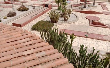 Property slide 20
