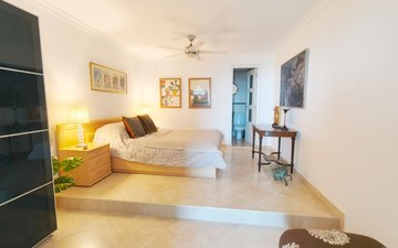 Property slide 25