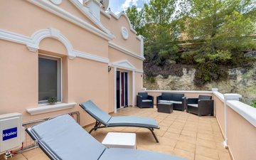 Property slide 27