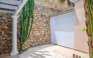 Property slide 36