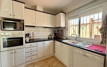 Property slide 16
