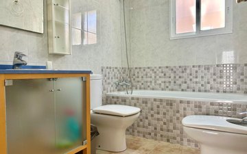 Property slide 18