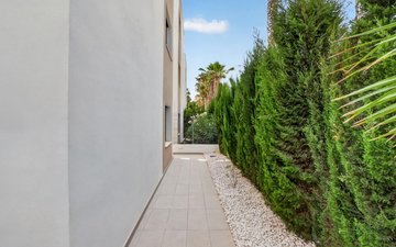 Property slide 46