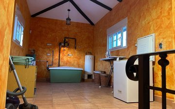 Property slide 25