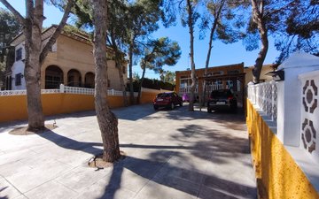 Property slide 48
