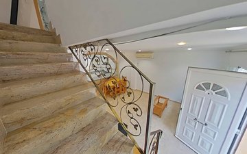 Property slide 22
