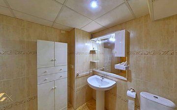 Property slide 25