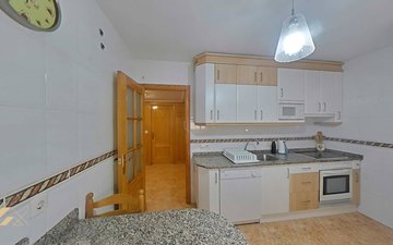 Property slide 32