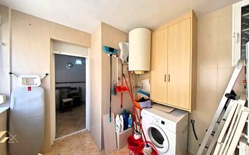 Property slide 40