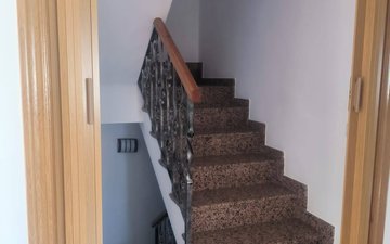 Property slide 32
