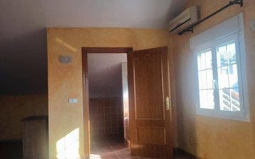 Property slide 36