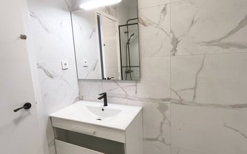 Property slide 44