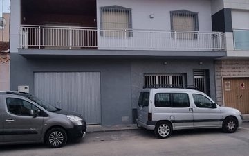 Property slide 28