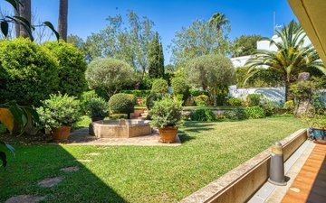 Property slide 18