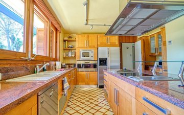 Property slide 24