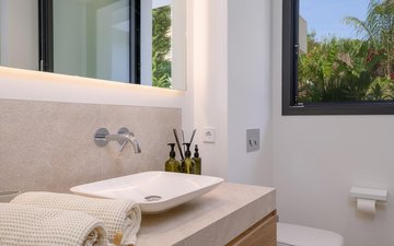 Property slide 23