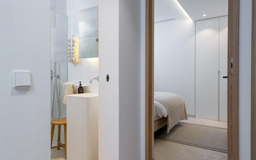 Property slide 25