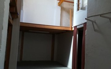 Property slide 22