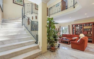 Property slide 10