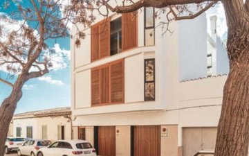 Property slide 17