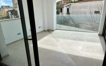 Property slide 22