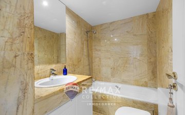 Property slide 19