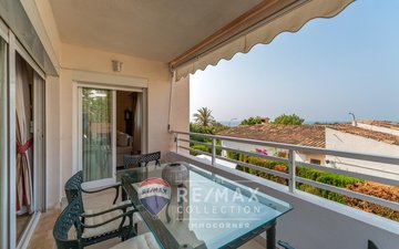 Property slide 25