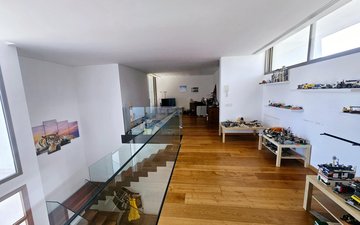 Property slide 19