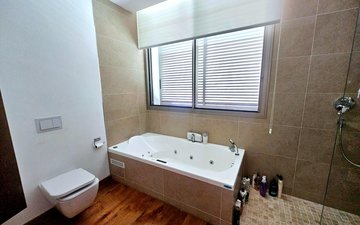 Property slide 21