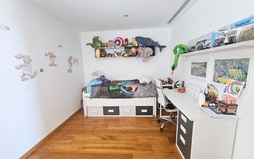 Property slide 24