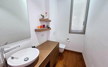 Property slide 28