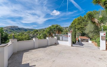 Property slide 27