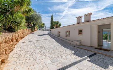 Property slide 29