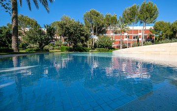 Property slide 22
