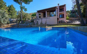 Property slide 10